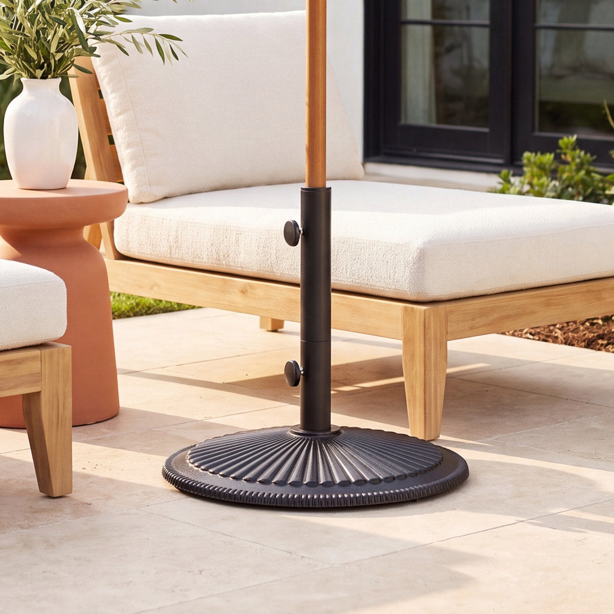 50 Lb. Cast Iron Free Standing Umbrella Base